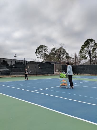 The Robert & Lee DuVall Center