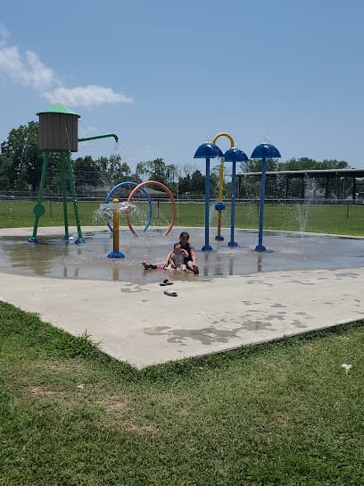 Mustang Community Center / Park