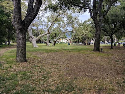 Oak Park Tennis Courts