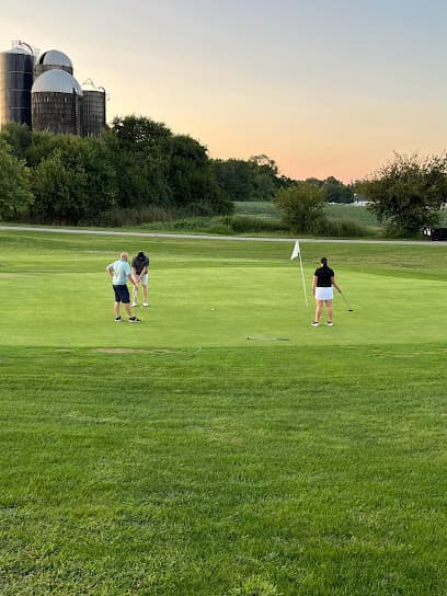 Robins Nest Par 3 & Driving Range