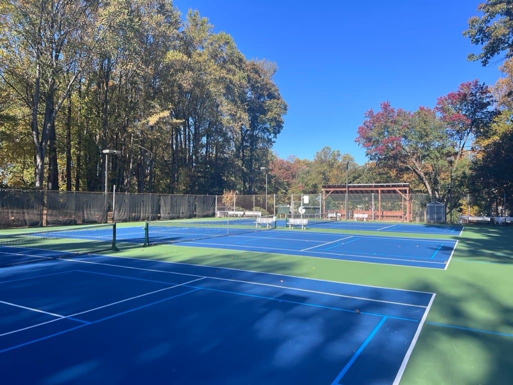 Old Keene Mill Swim & Racquet Club (Tennis Court)